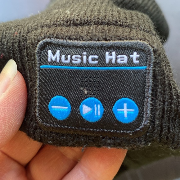 Music Hat beanie Unisex. Black. Unused. - Picture 4 of 7